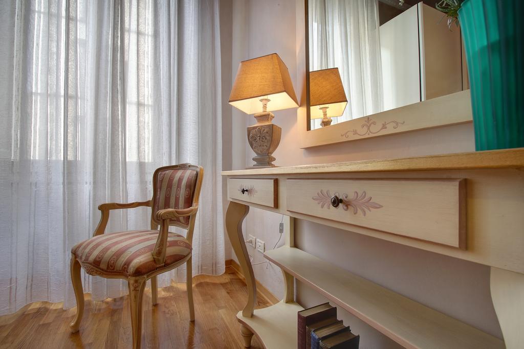 Appartamento Montanelli Florenz Exterior foto
